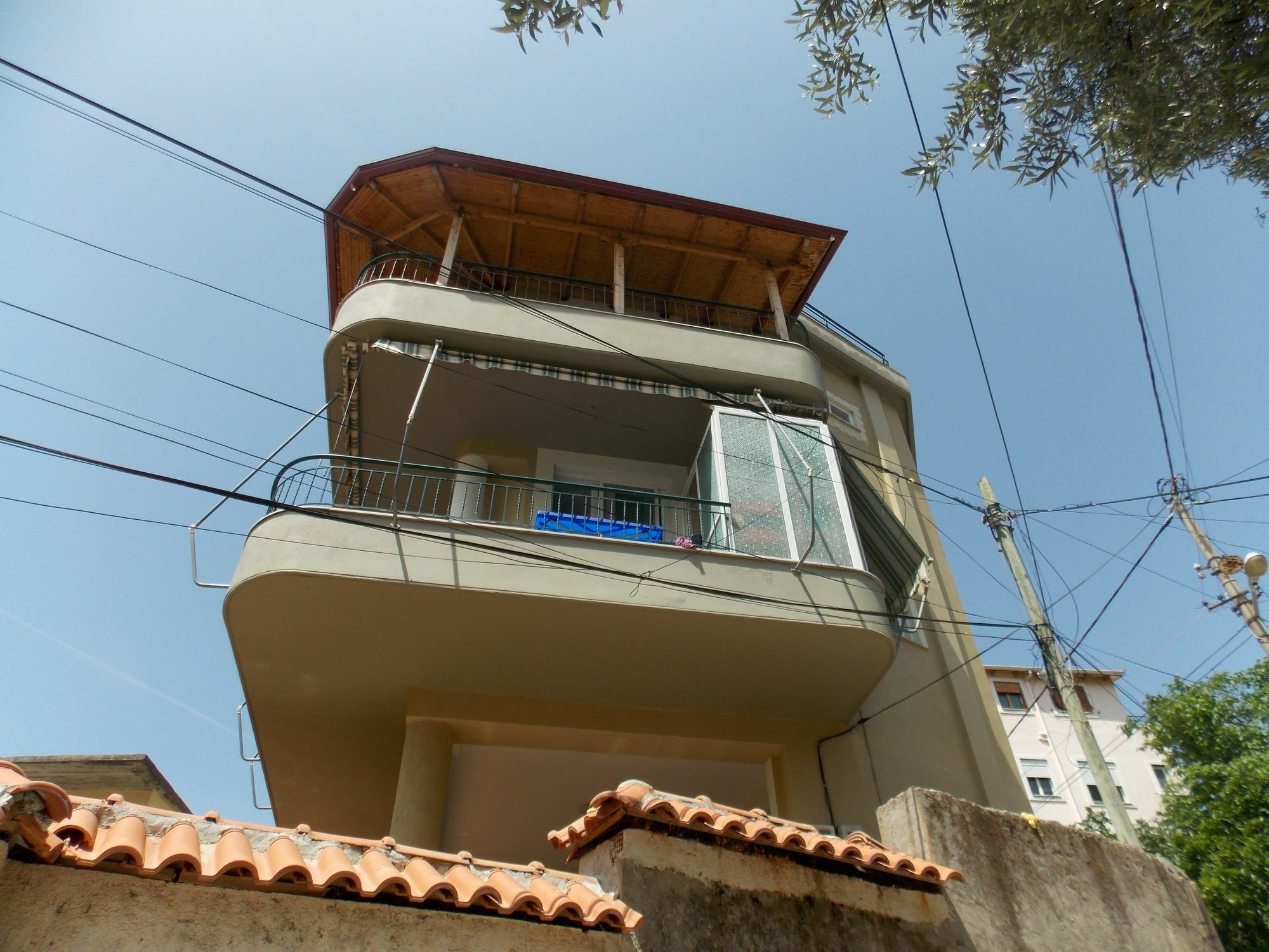 Vila Gjoni Hotel Sarande Exterior photo